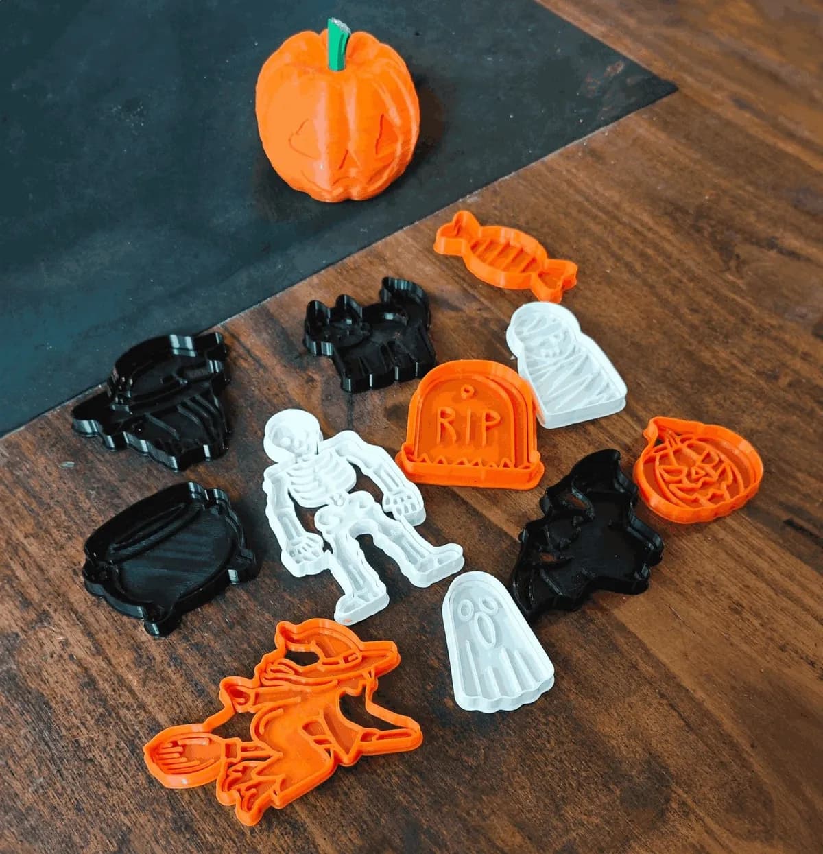 Halloween uitsteekvormen, gelicentieerd ontwerpvoorbeeld van Holydesign (1)