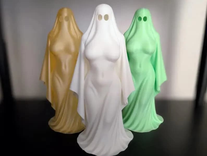 Ghost lady figurine, licensed design example by Deadmoon Designs (1)