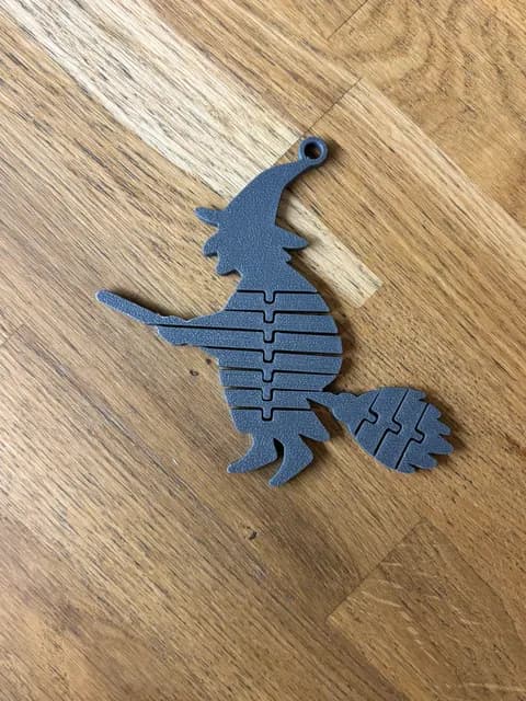 BooFlex IV – Flexi Witch on a Broom Keychain, catalogusmodel OT-0643F9518BA5