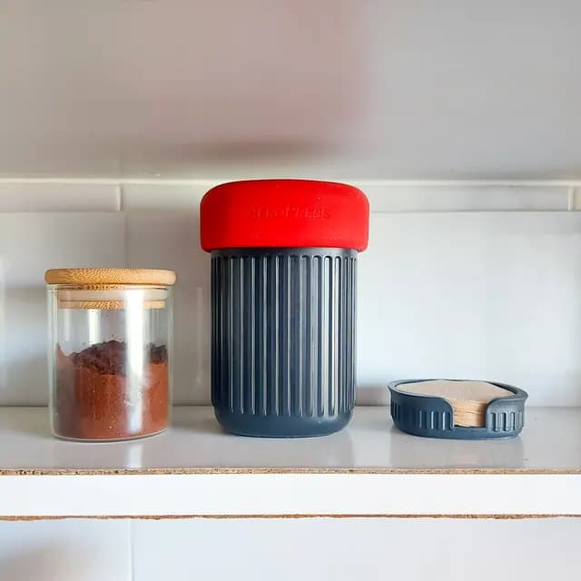 AeroPress Filter Holder, catalogue model OT-195C8DEE6873
