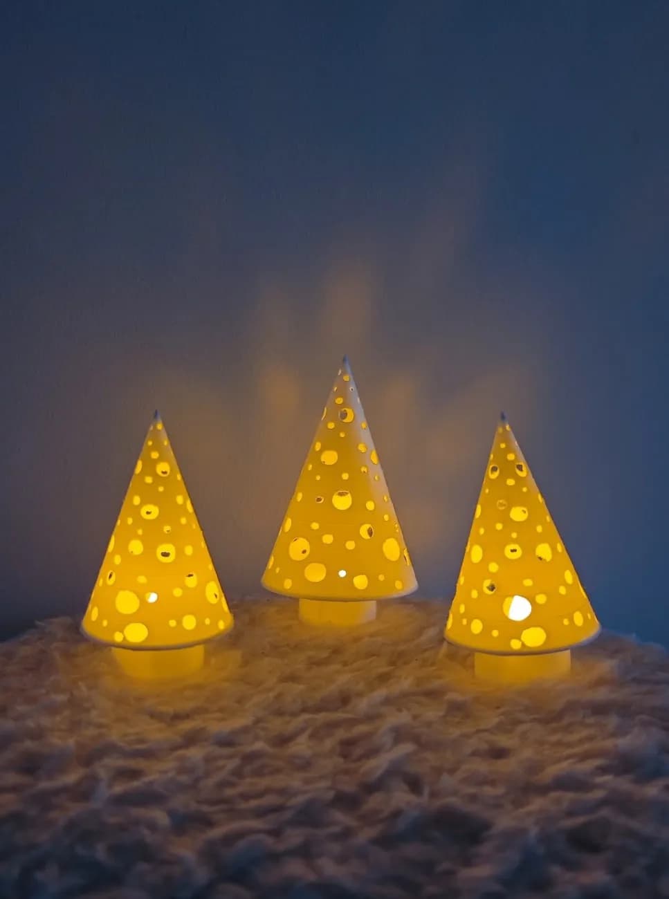 Kegel-lichtboom, ontwerpvoorbeeld van Creaserra (1)