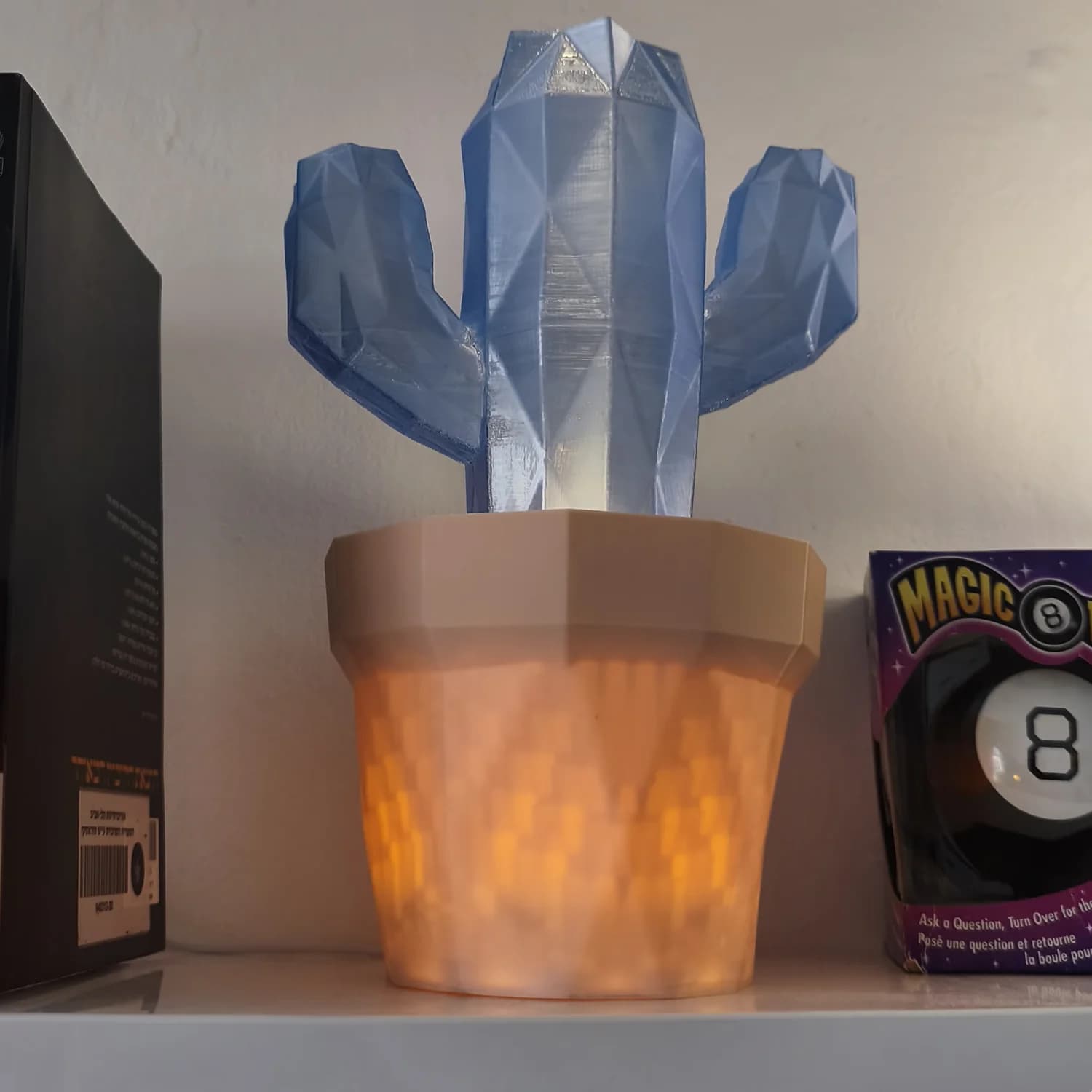 Cactus: cactus shaped LED lamp print, design view 1