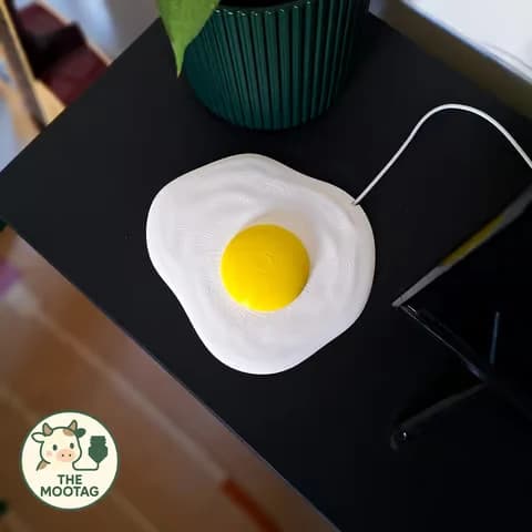 Fried Egg: egg shaped wall lamp print, design view 1