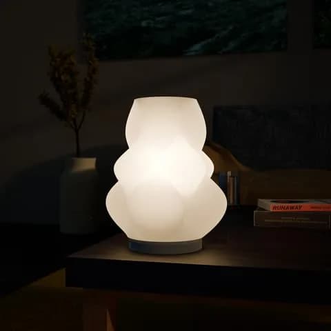 Lumen Bloom: flower shaped lampshade set, design view 1